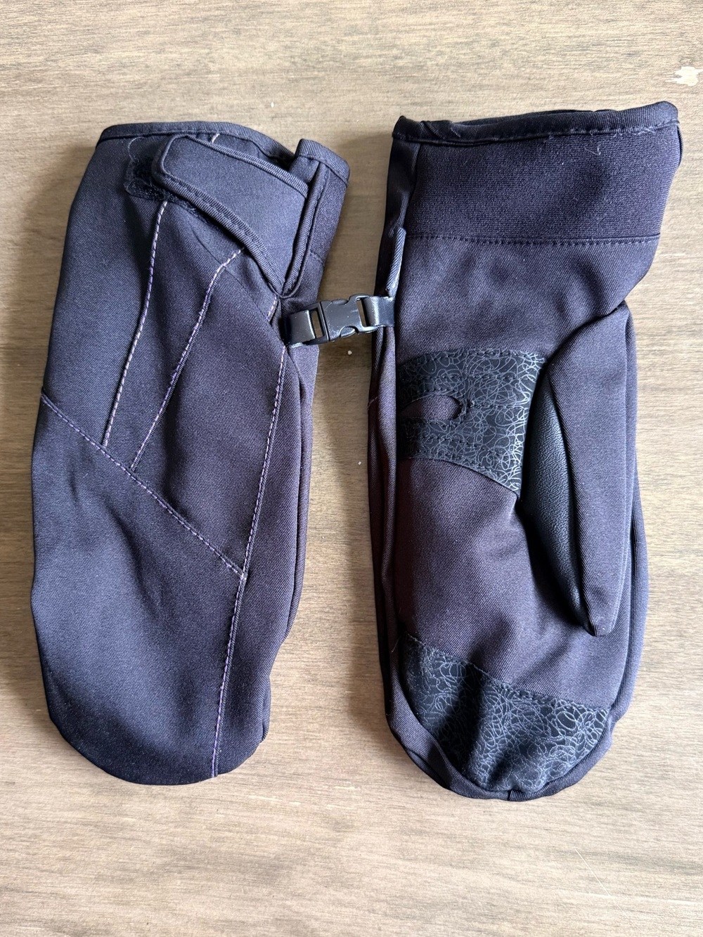 WindRiver Supremacy T-Max Insulated Hyper-Dri Waterproof Mitts